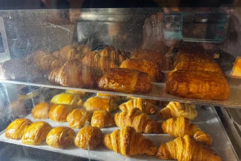 Paris: French Croissant Baking Class with a Chef