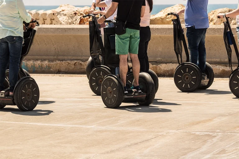 Paris by Night: Segway Night Tour with a Local Guide