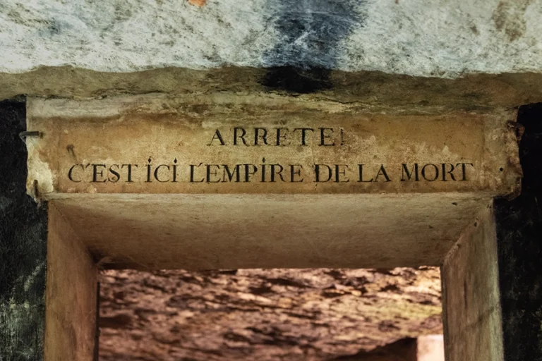 Tour with special access to the catacombs