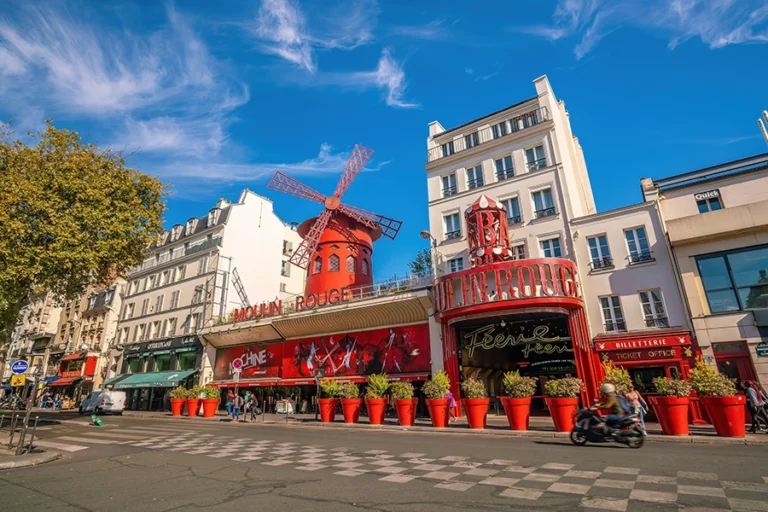 Paris: First show at the Moulin Rouge with champagne and a cruise on the Seine