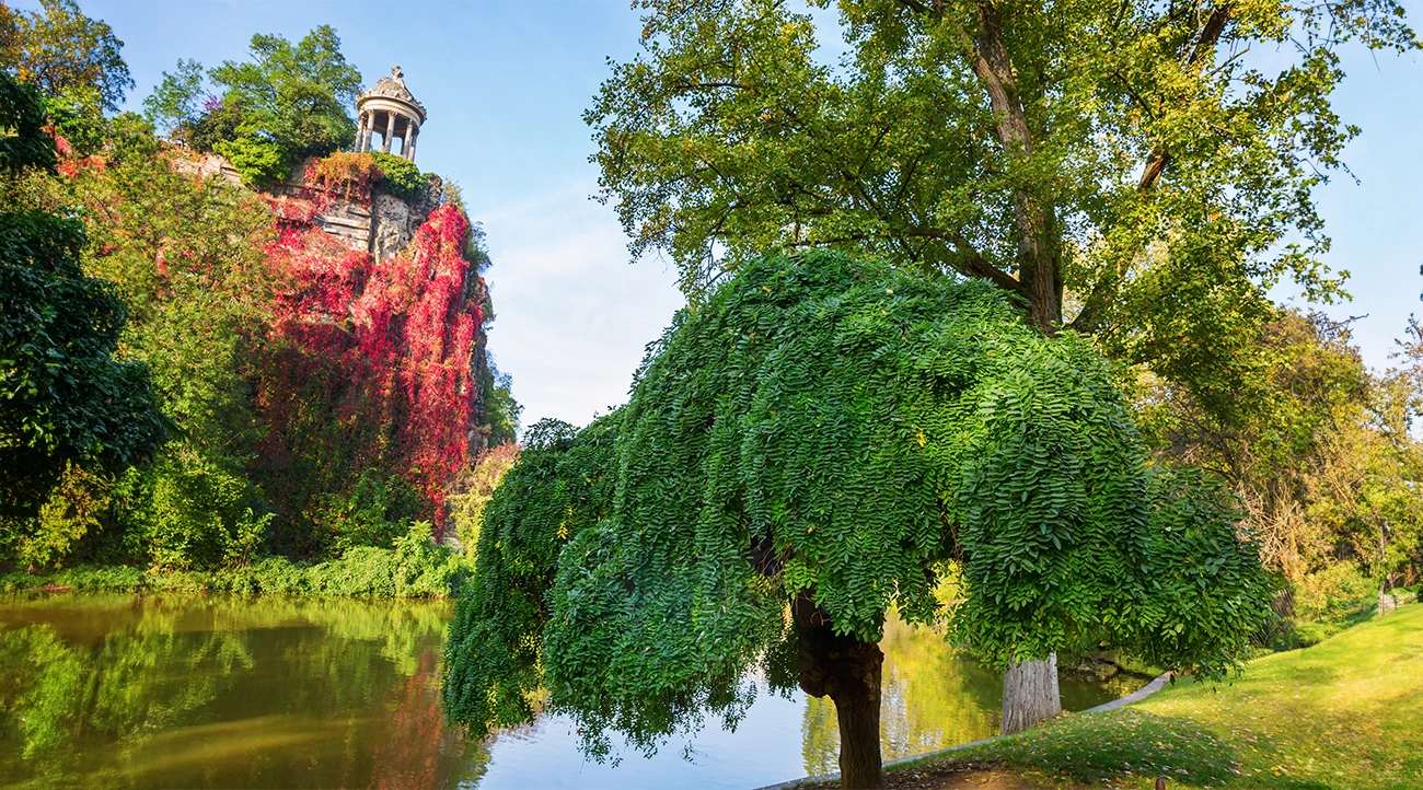 Overview of the Parc des Buttes-Chaumont and the Temple of Love at the summit