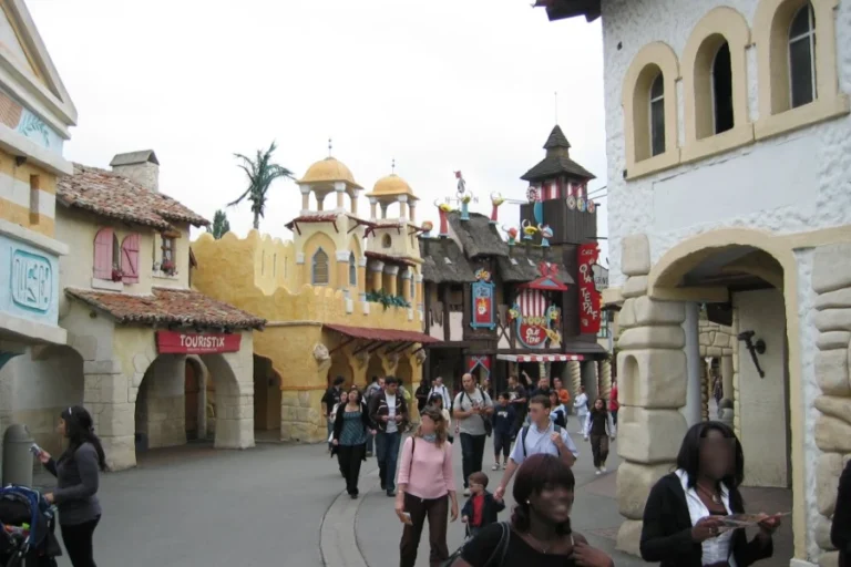 Parc Astérix: Early Bird