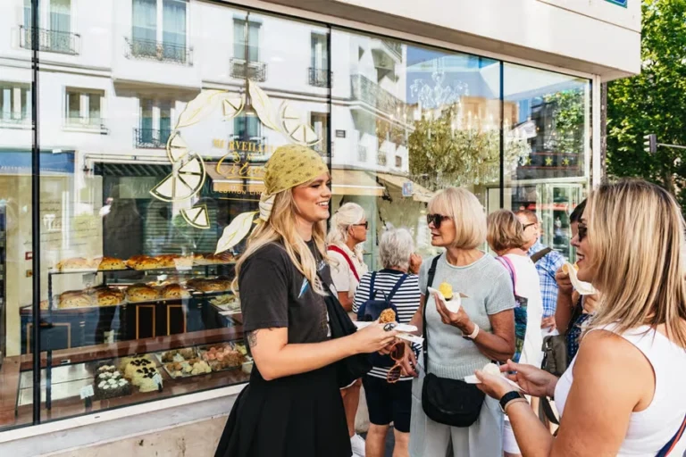Montmartre Guided Walking Tour with Cheese, Wine, and Pastries
