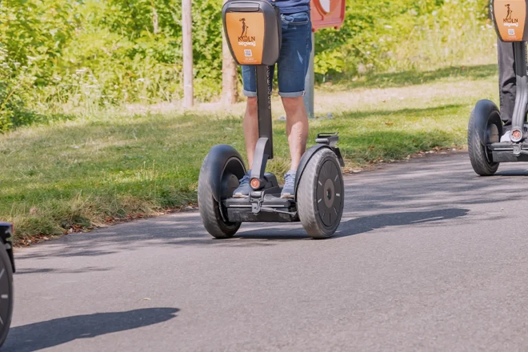 Paris: Private Guided Segway Tour