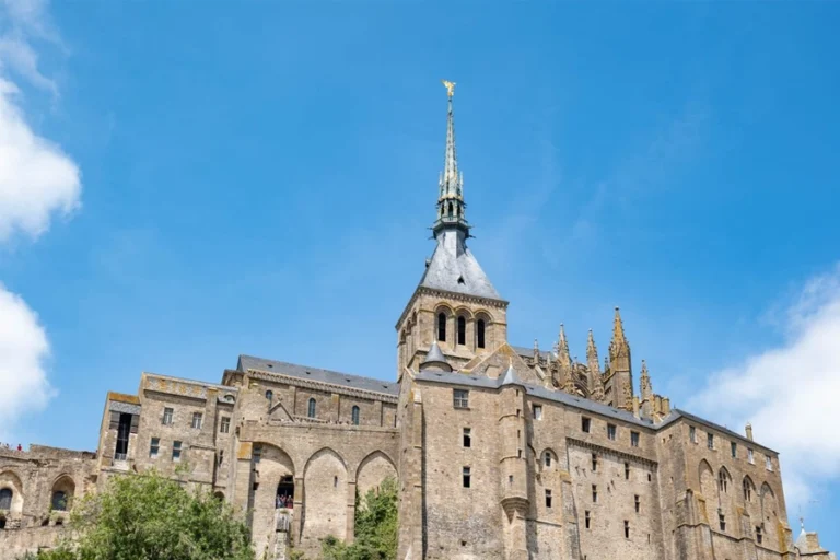 Mont Saint-Michel: Small-Group Day Trip from Paris with Abbey Tickets