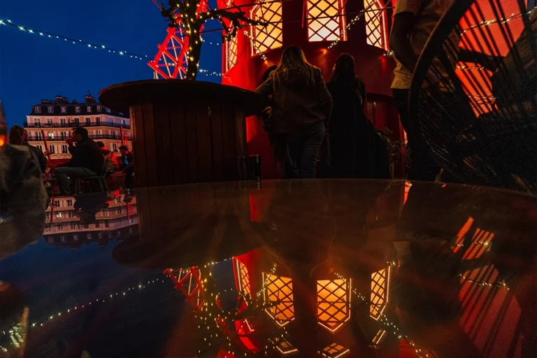 Paris: Evening Sightseeing Tour and Moulin Rouge Show