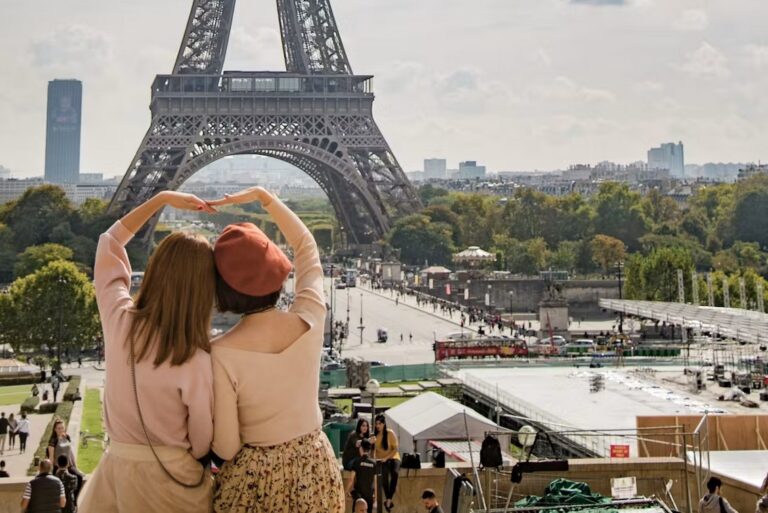 Eiffel Tower 2nd floor access + tour