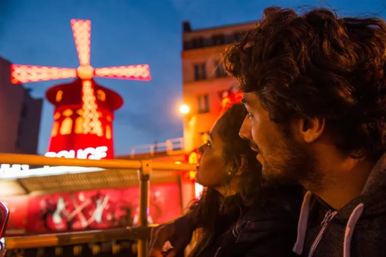 Panoramic Night Tour by Large Open-Top Bus
