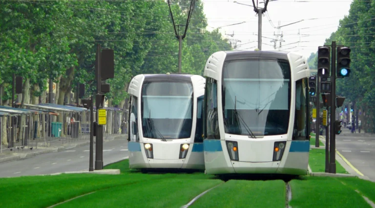 Tram in Paris