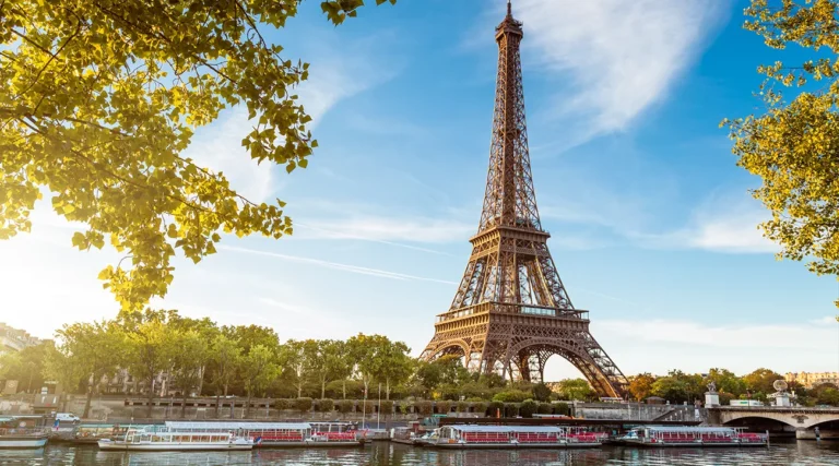 Eiffel Tower tickets