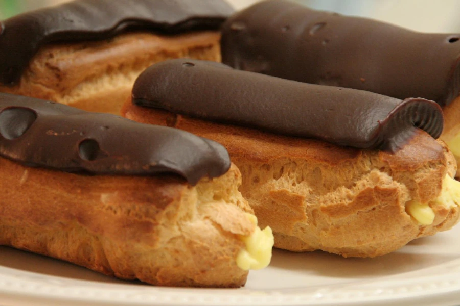Chocolate Éclair