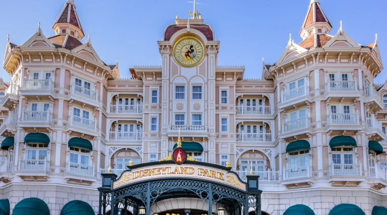 The facade of the hotel inside Disneyland Paris Park