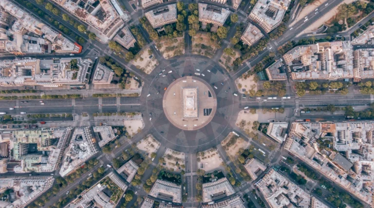 View from above of the Arc de Triomphe